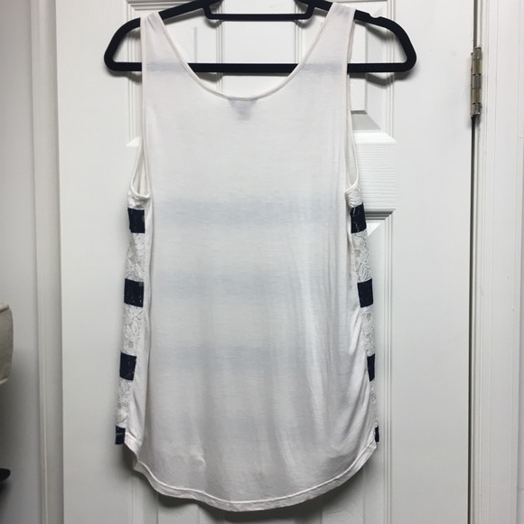 Ann Taylor Shell - Picture 2 of 3